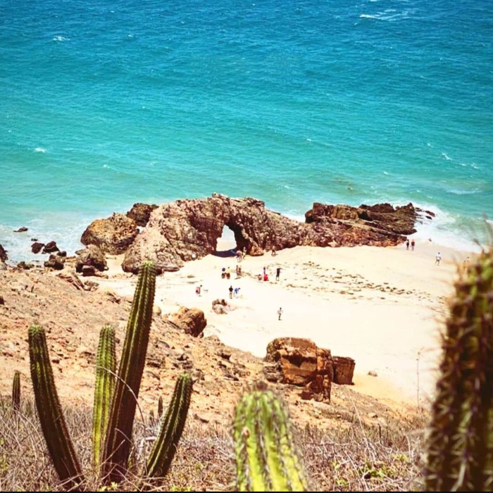 Na compra de uma vaga no transfer compartilhado do aeroporto de Jeri ou Jeri Aeroporto receba outra vaga !