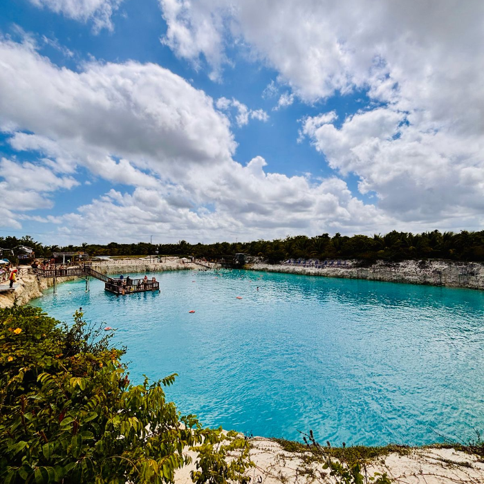 🚙 Agência Descubra Jeri
Explore o melhor de Jericoacoara com conforto e aventura!

Especializada em passeios de jardineira, a Descubra Jeri leva você pelos encantos do lado leste e oeste da vila – lagoas paradisíacas, dunas, mirantes e paisagens de tirar o fôlego.

Viva experiências inesquecíveis com quem entende de Jeri! 🌵🌊