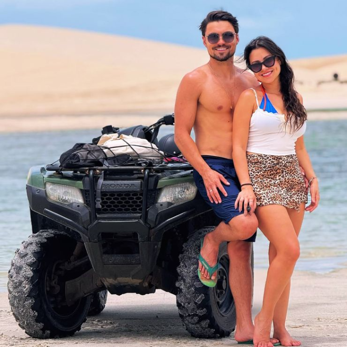 A Hard Motor é a escolha perfeita para quem busca aventura sobre quatro rodas em Jericoacoara. Especializada em passeios de quadriciclo e UTV, a empresa oferece experiências emocionantes que levam você a explorar as paisagens incríveis e as trilhas naturais da região. Com guias experientes e veículos de alta qualidade, a Hard Motor garante que cada passeio seja seguro, divertido e inesquecível.