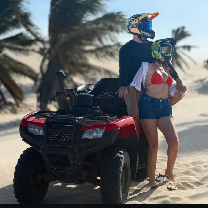 A Hard Motor é a escolha perfeita para quem busca aventura sobre quatro rodas em Jericoacoara. Especializada em passeios de quadriciclo e UTV, a empresa oferece experiências emocionantes que levam você a explorar as paisagens incríveis e as trilhas naturais da região. Com guias experientes e veículos de alta qualidade, a Hard Motor garante que cada passeio seja seguro, divertido e inesquecível.