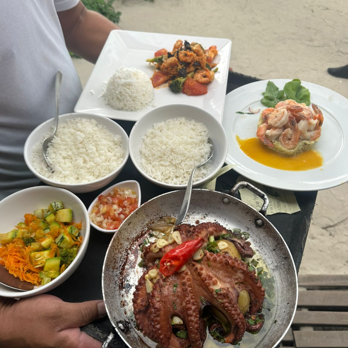 Mais de 15 anos elaborando os melhores roteiros de experiências na região de Jericoacoara, personalizo a sua rota de passeios, otimizando tempo e apresentando as melhores opções da culinária local especialista em frutos do mar